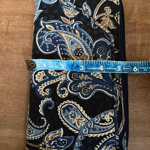Vera‎ Bradley Windsor Navy Blue Travel Organizer Passport Document Wallet Case - Picture 10 of 10